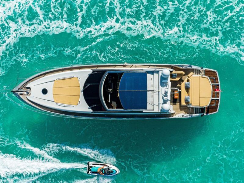 2011 Sunseeker Predator 64