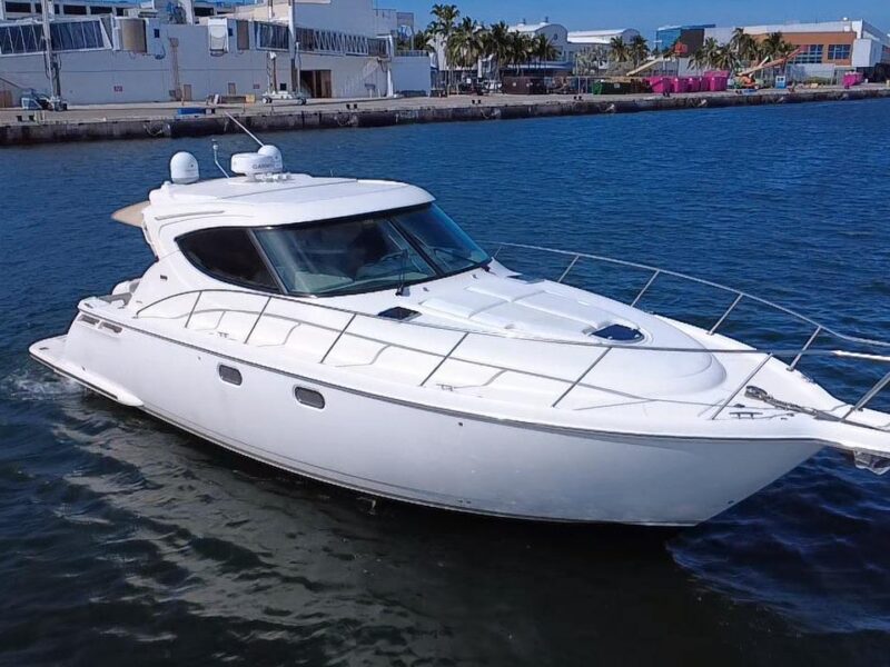 2011 Tiara Yachts 4500 Sovran