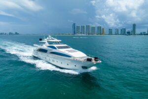 2012 Azimut 116 for sale