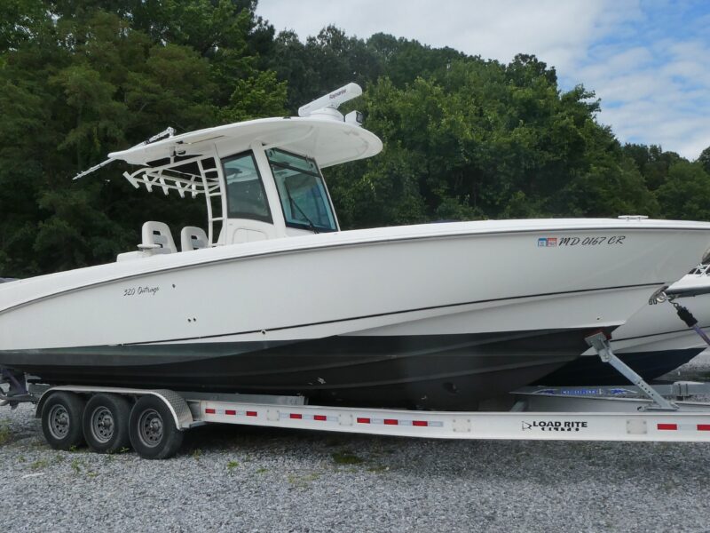 2012 Boston Whaler 320 Outrage