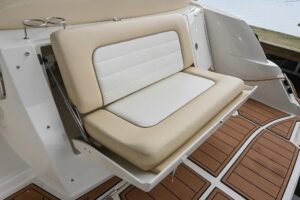 2012 Sea Ray Sundancer 330 for sale - photo 8