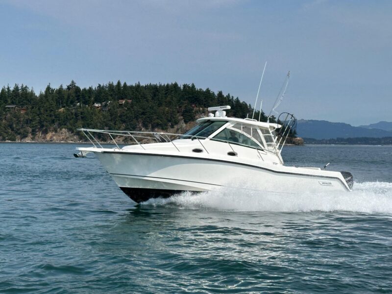 2013 Boston Whaler 345 Conquest