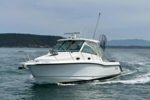 2013 Boston Whaler 345 Conquest for sale - photo 2