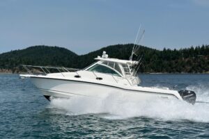 2013 Boston Whaler 345 Conquest for sale - photo 7