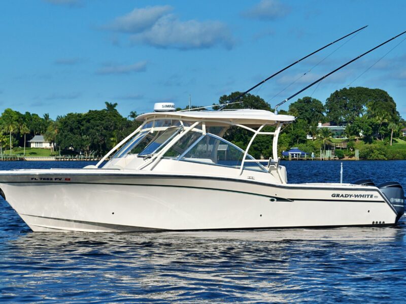 2013 Grady-White Freedom 335