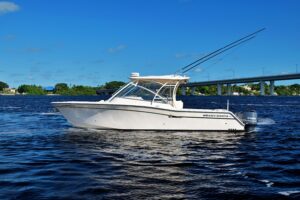 2013 Grady-White Freedom 335 for sale - photo 4