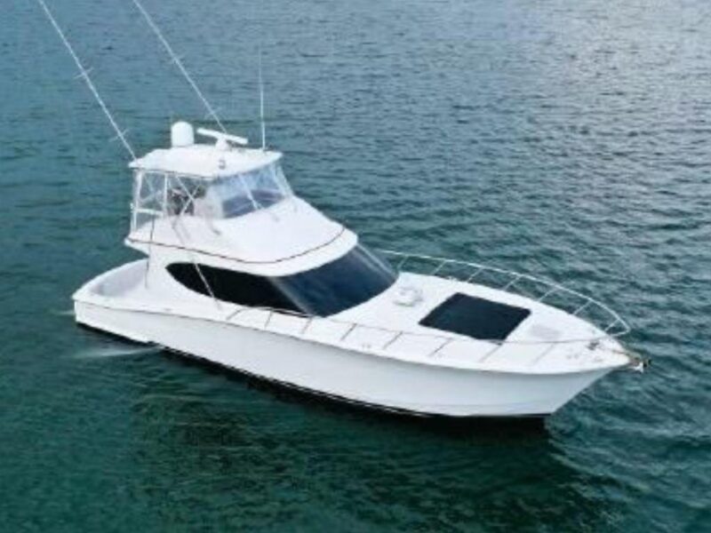 2013 Hatteras GT54