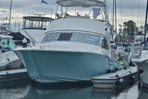 2013 Viking 42 Convertible for sale - photo 3