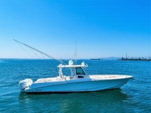 2014 Boston Whaler 370 Outrage for sale - photo 3