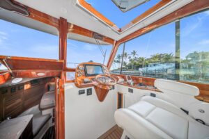 2014 Hinckley Picnic Boat 37 MKIII for sale - photo 7
