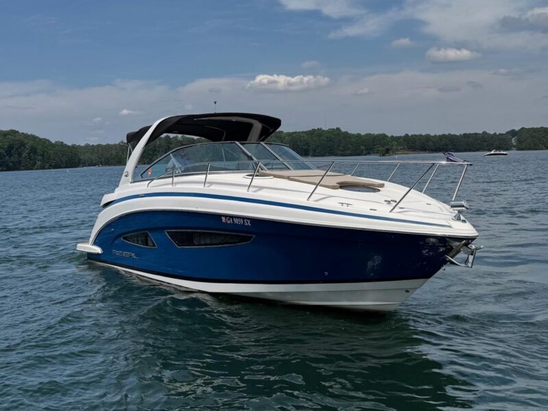 2014 Regal 32 Express