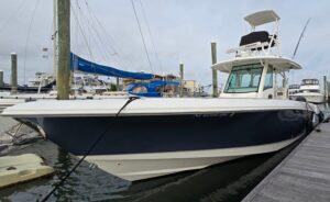 2015 Boston Whaler 350 Outrage for sale - photo 2