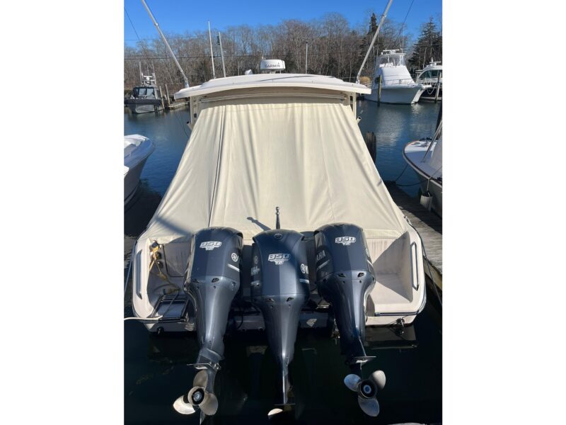 2015 Grady-White Freedom 375