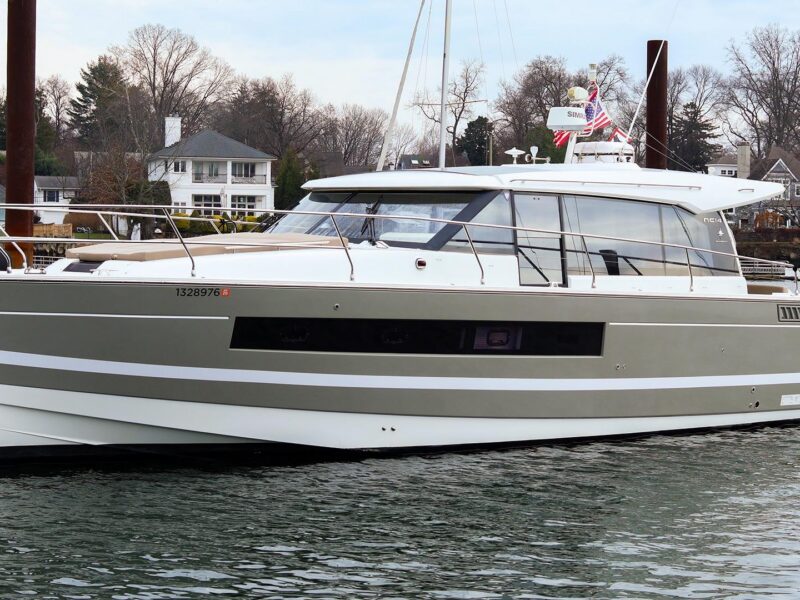 2015 Jeanneau NC 14