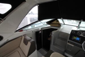 2015 Sea Ray Sundancer 310 for sale - photo 8