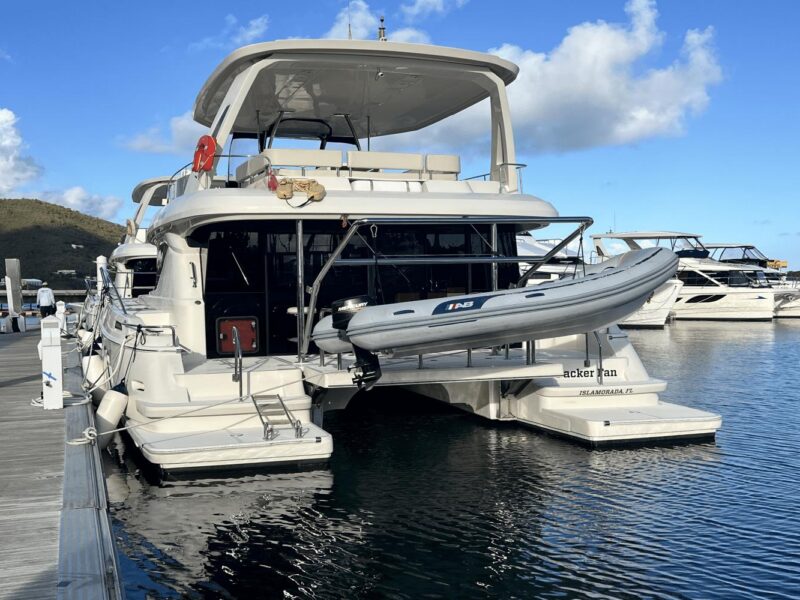 2016 Aquila 48