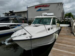 2016 Boston Whaler 315 Conquest for sale - photo 2