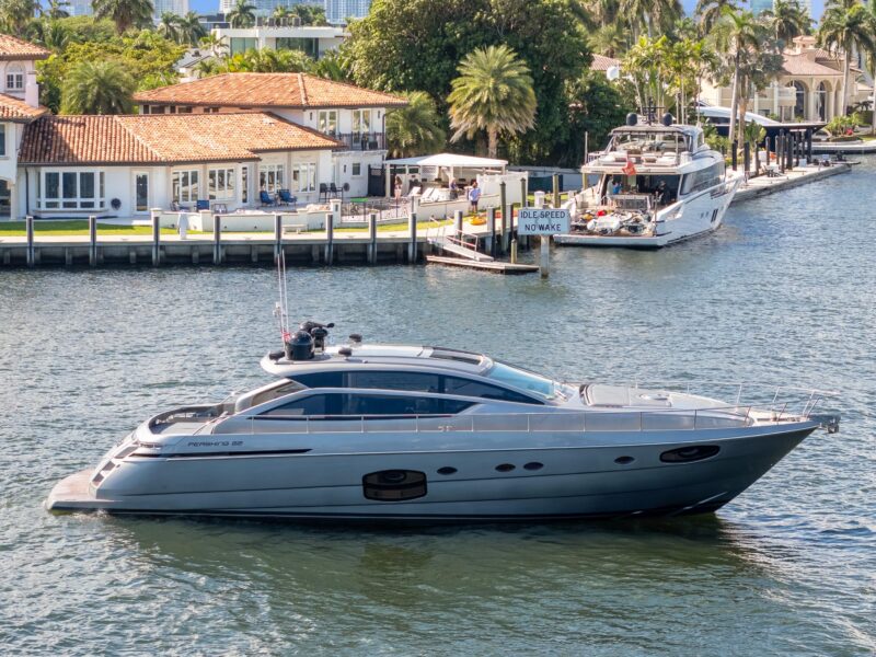 2016 Pershing 62