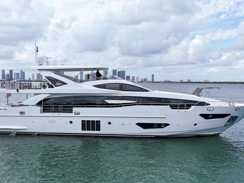 2017 Azimut Grande 30M