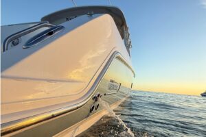 2017 Boston Whaler 420 Outrage for sale - photo 2