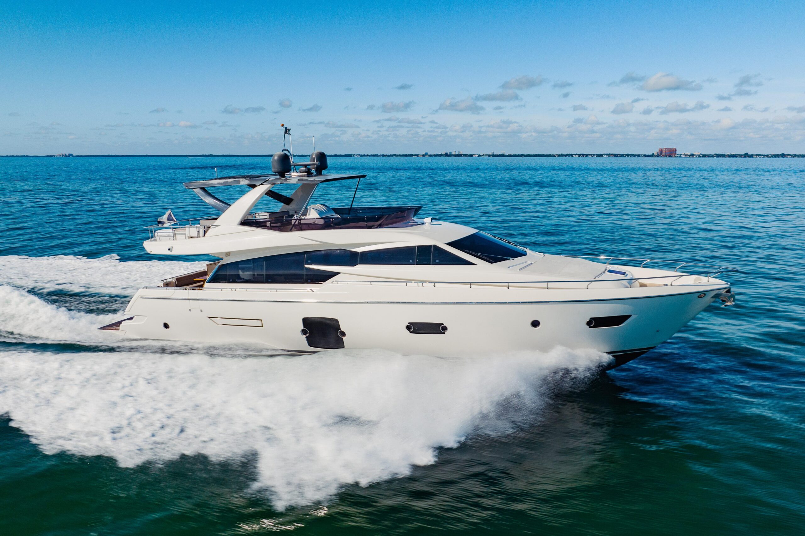 2017 Ferretti Yachts 750 for sale