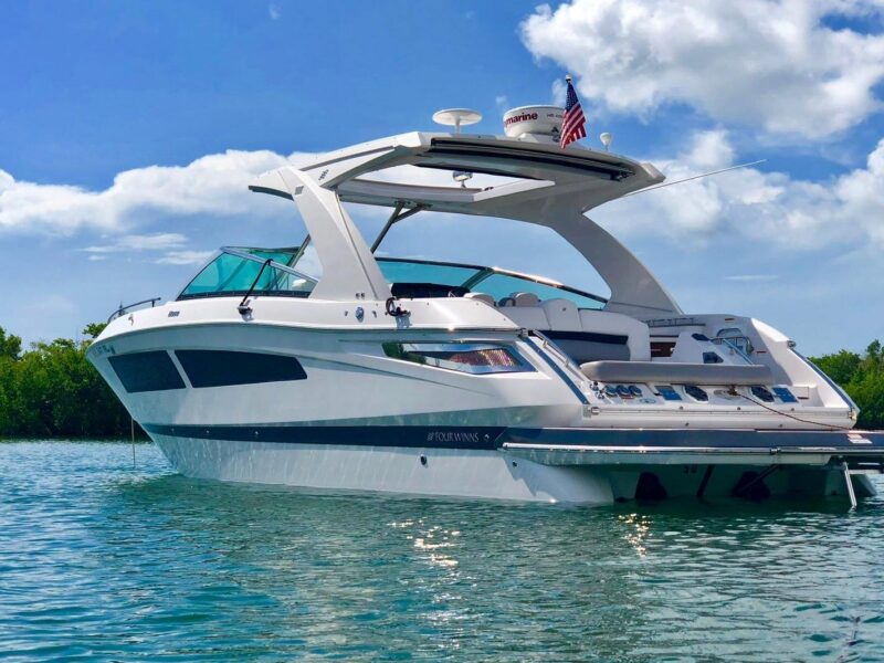 2017 Four Winns H350