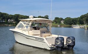 2017 Grady-White Freedom 335 for sale