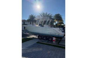 2017 Robalo R302 Center Console for sale - photo 2