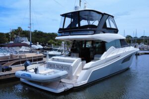 2017 Tiara Yachts F53 Flybridge for sale - photo 7