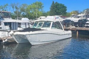 2017 World Cat 320 DC for sale - photo 4