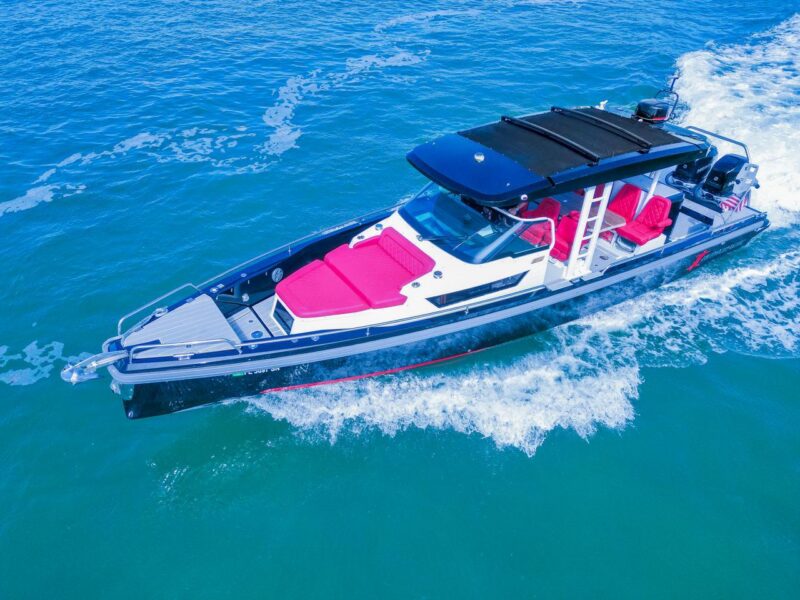2018 Axopar 37 Sun-Top