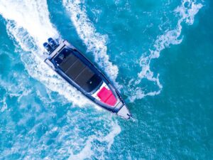 2018 Axopar 37 Sun-Top for sale - photo 4