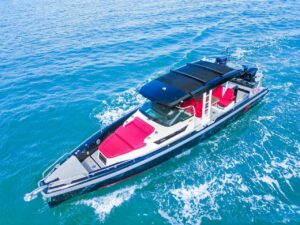 2018 Axopar 37 Sun-Top for sale - photo 6