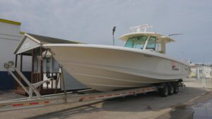 2018 Boston Whaler 380 Outrage for sale - photo 2