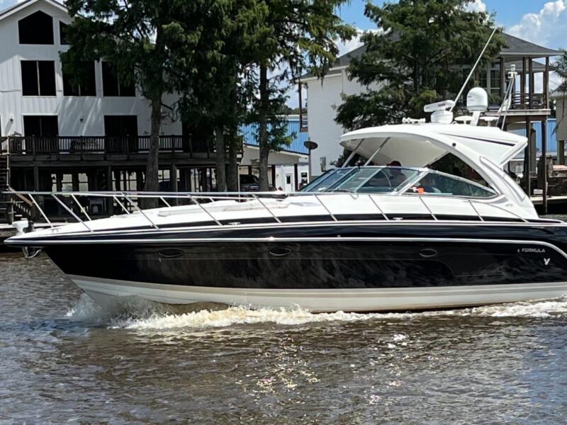 2018 Formula 40 Performance Cruiser