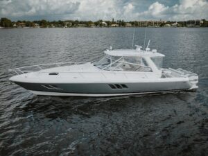 2018 Intrepid 475 Sport Yacht for sale - photo 6