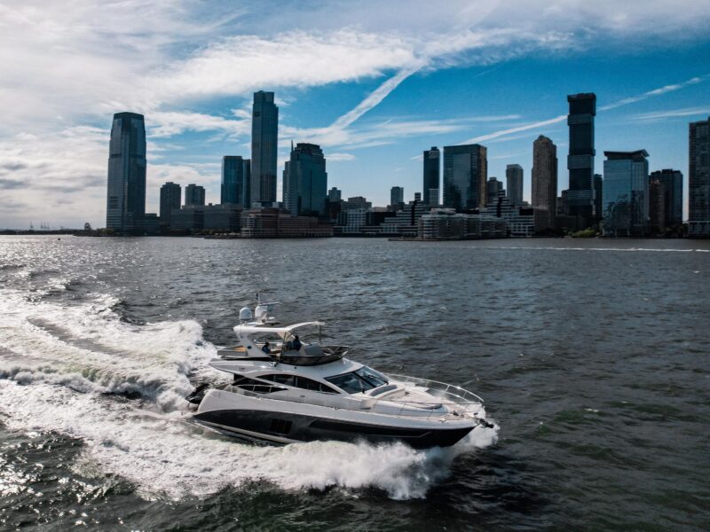 2018 Sea Ray L590 Fly