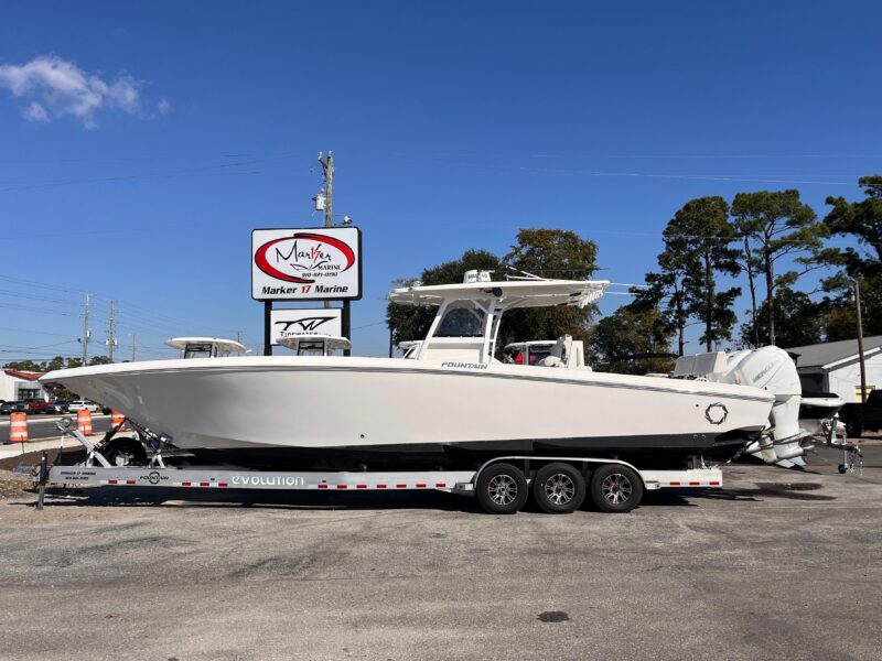 2019 Fountain 38 Center Console