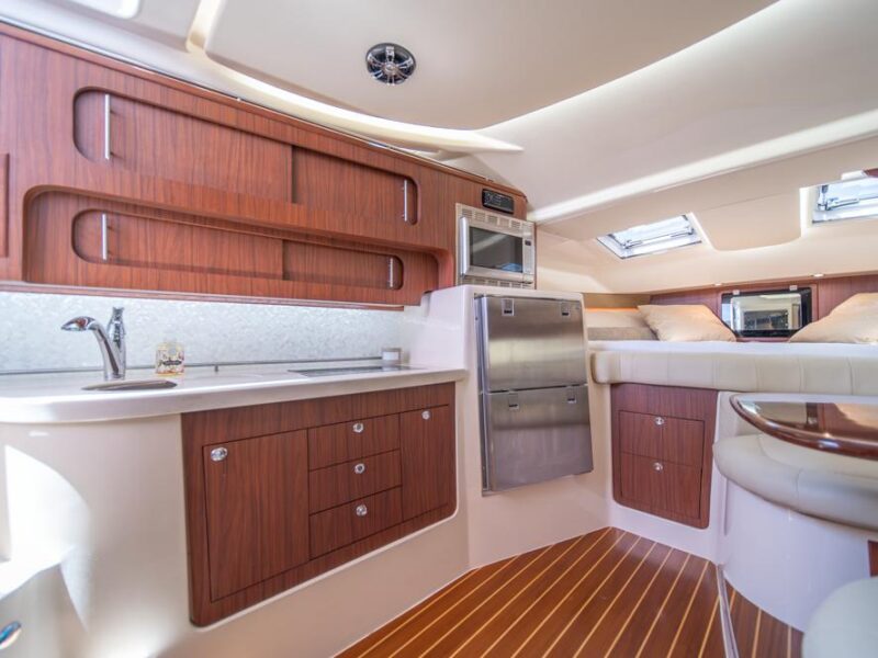 2019 Grady-White Express 370