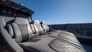 2019 Midnight Express 43 for sale - photo 8
