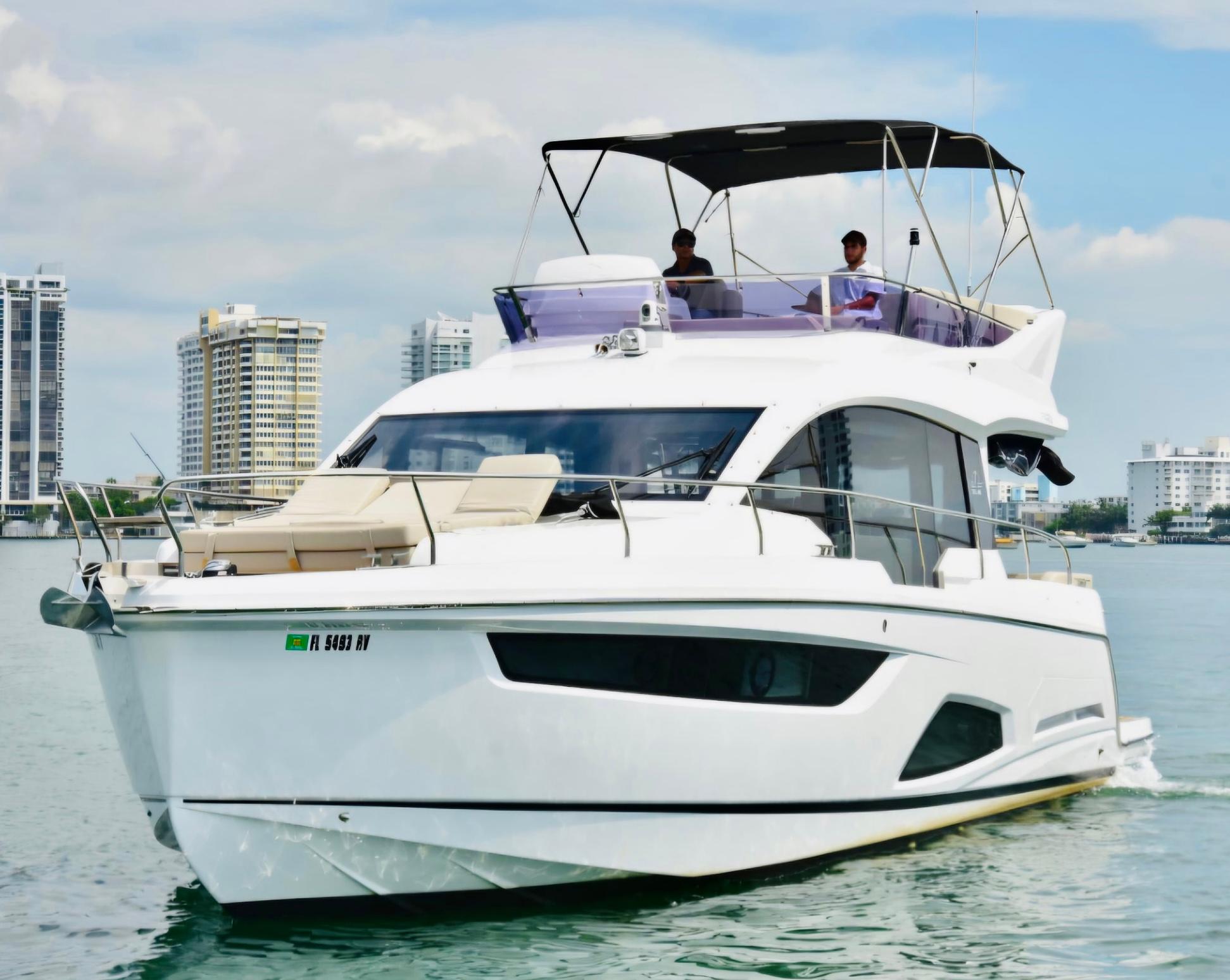 2019 Sealine F430 for sale