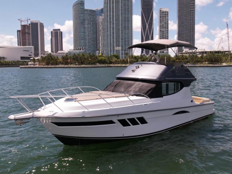 2019 Silverton 410 Sport Bridge