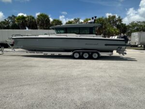 2020 Axopar 37 XC Cross Cabin for sale