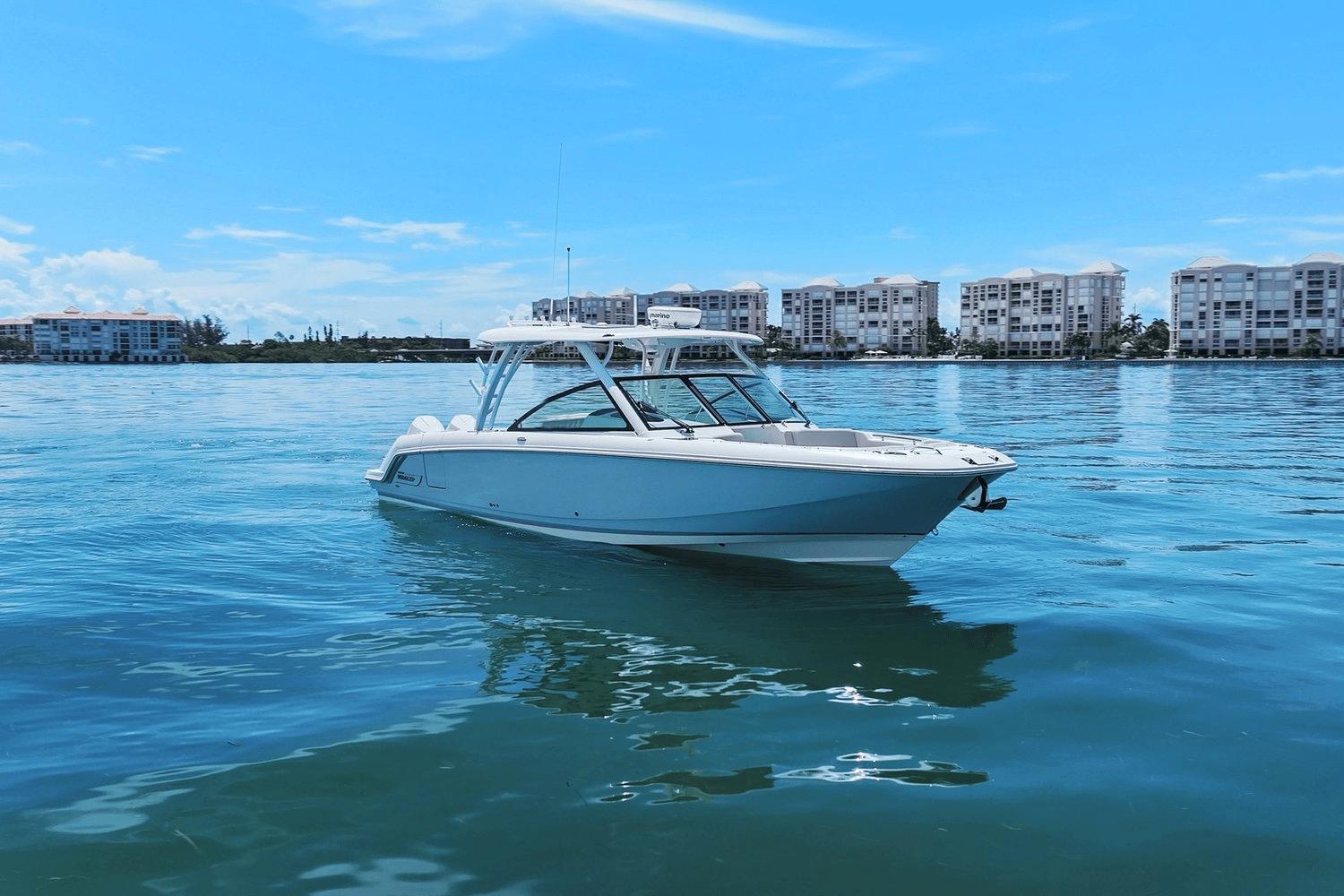 2020 Boston Whaler 320 Vantage for sale