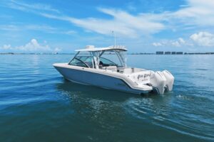 2020 Boston Whaler 320 Vantage for sale - photo 6