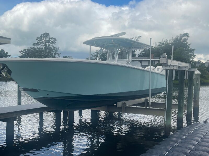 2020 Jupiter 38′ Hybrid Seating