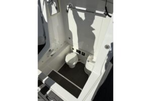 2020 Midnight Express 34 Open for sale - photo 8