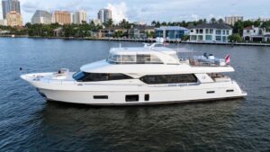 2020 Ocean Alexander 100 Flybridge Megayacht for sale - photo 3