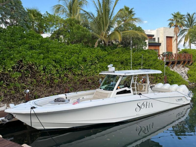 2021 Boston Whaler 380 Outrage