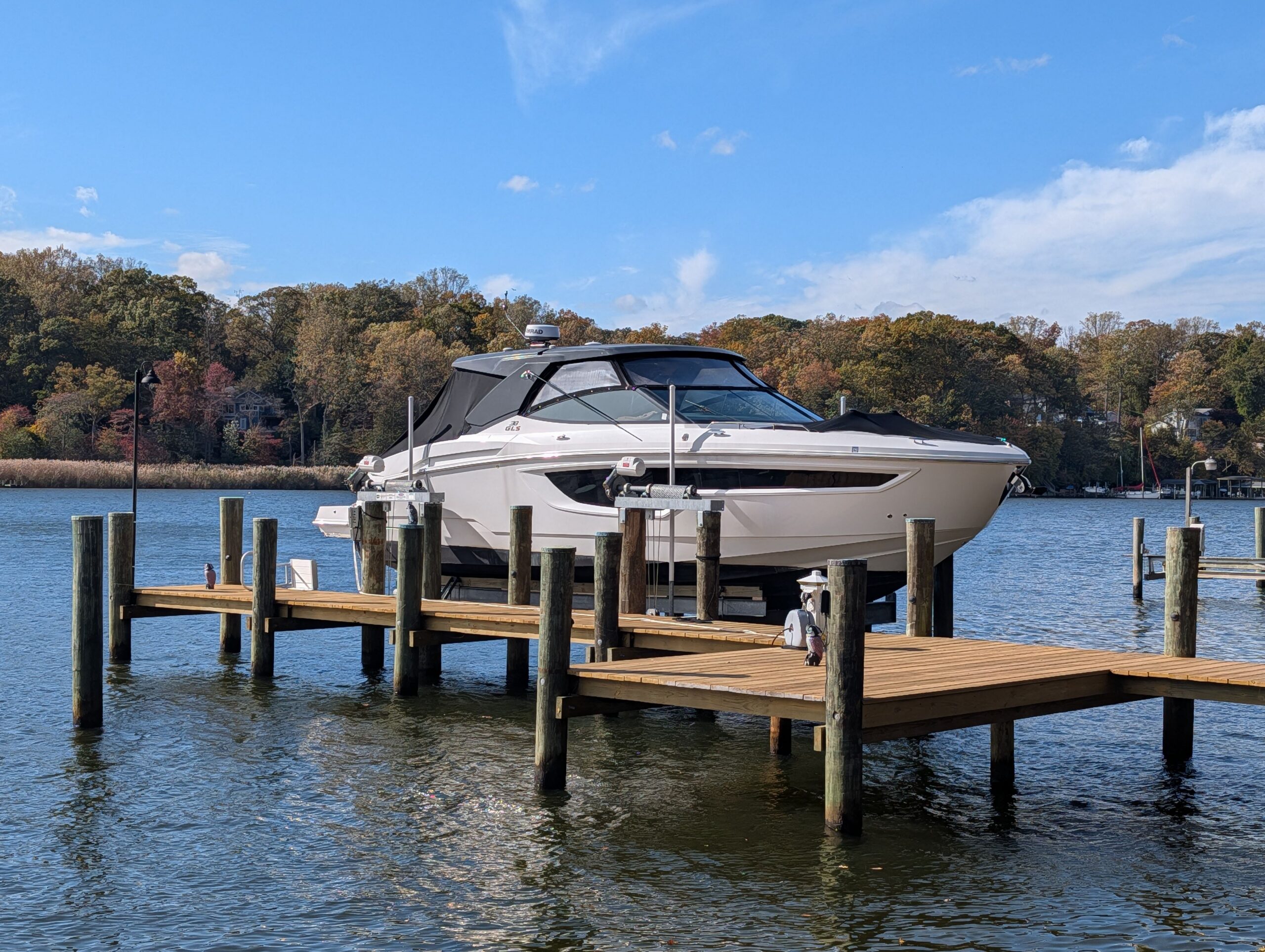 2021 Cruisers Yachts 38 GLS I/O for sale
